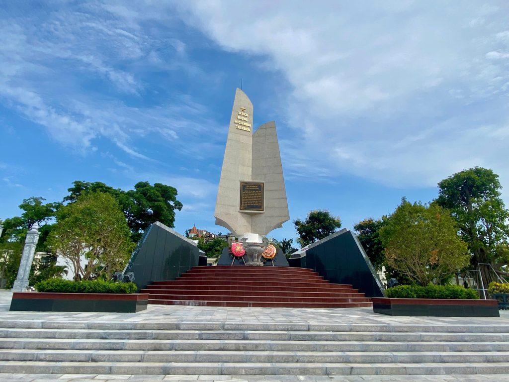 dai tuong niem ben k15